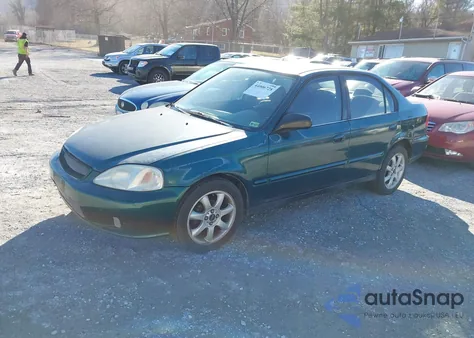 2000 Honda Civic Value Package z USA, uszkodzony, nr VIN 2HGEJ6618YH541005